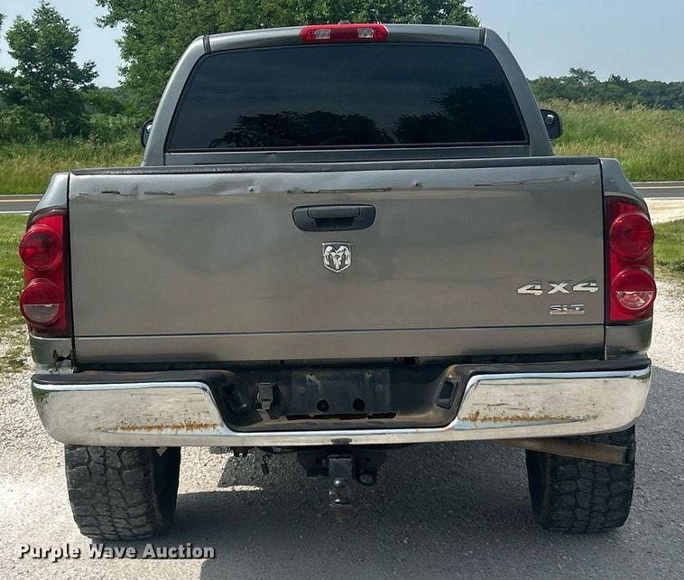 image for item EK8220 2007 Dodge Ram 1500 Quad Cab pickup truck