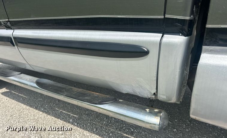 image for item EK8220 2007 Dodge Ram 1500 Quad Cab pickup truck