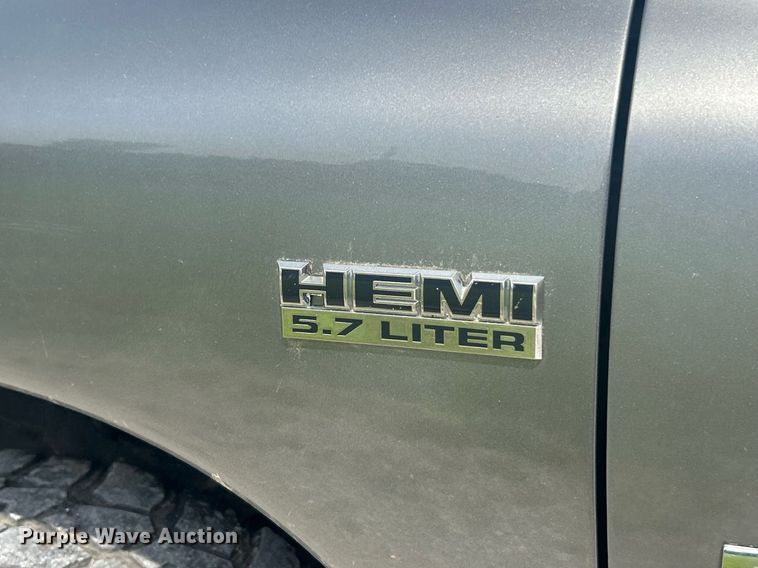 image for item EK8220 2007 Dodge Ram 1500 Quad Cab pickup truck