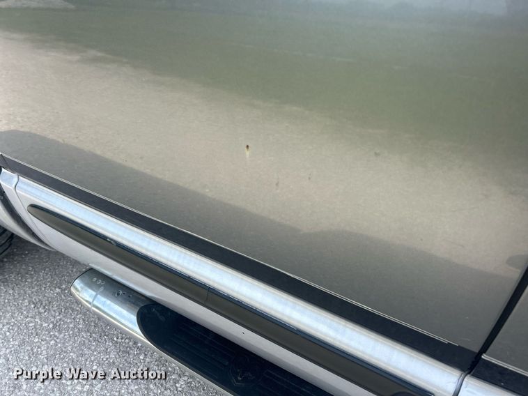 image for item EK8220 2007 Dodge Ram 1500 Quad Cab pickup truck