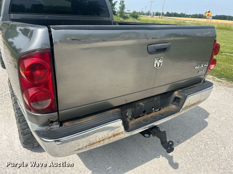 image for item EK8220 2007 Dodge Ram 1500 Quad Cab pickup truck