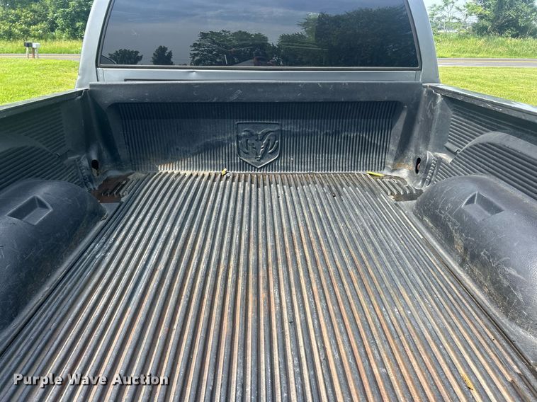 image for item EK8220 2007 Dodge Ram 1500 Quad Cab pickup truck