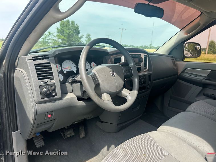 image for item EK8220 2007 Dodge Ram 1500 Quad Cab pickup truck