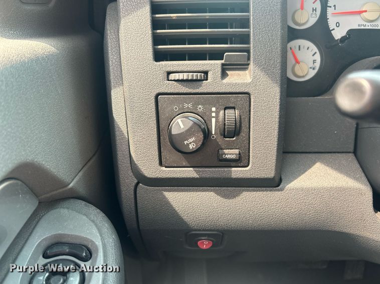 image for item EK8220 2007 Dodge Ram 1500 Quad Cab pickup truck