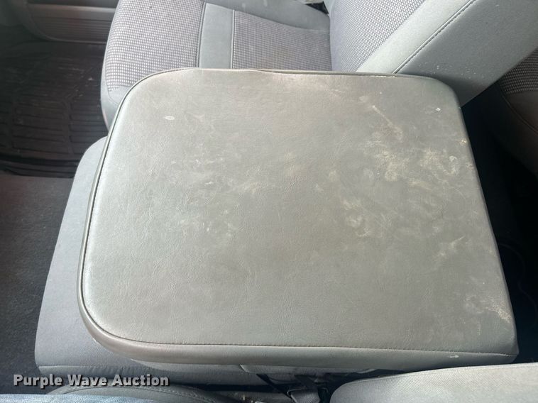 image for item EK8220 2007 Dodge Ram 1500 Quad Cab pickup truck