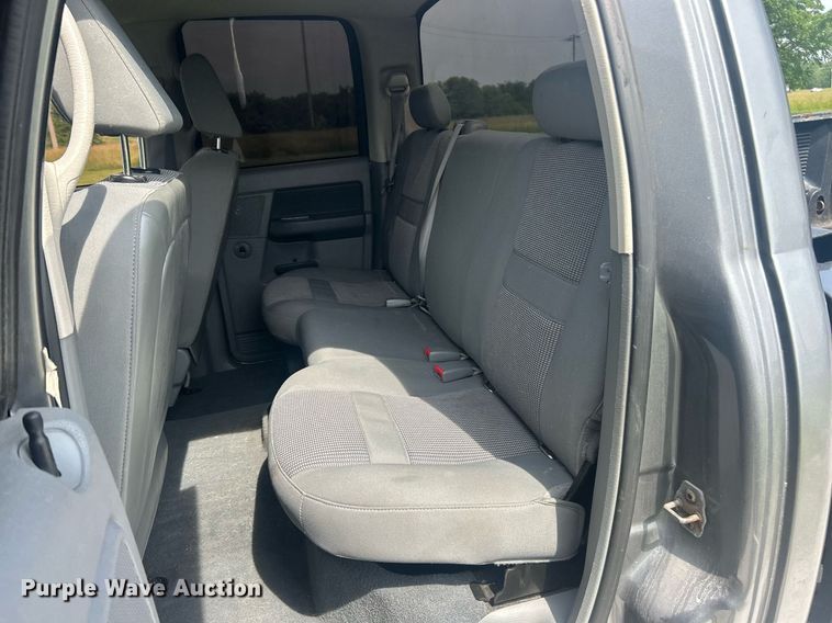 image for item EK8220 2007 Dodge Ram 1500 Quad Cab pickup truck