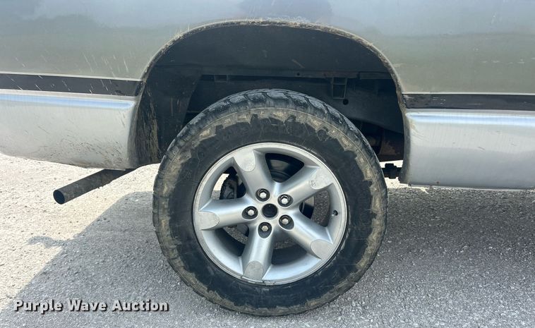 image for item EK8220 2007 Dodge Ram 1500 Quad Cab pickup truck