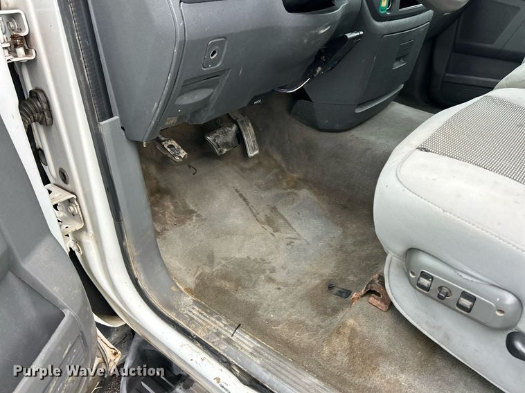 image for item EK8379 2007 Dodge Ram 2500 SLT pickup truck