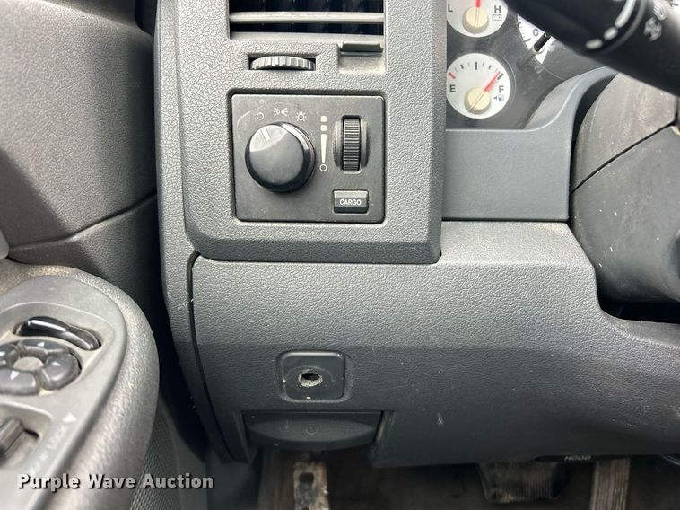 image for item EK8379 2007 Dodge Ram 2500 SLT pickup truck