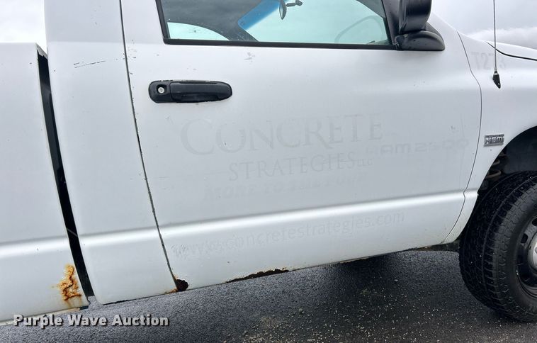 image for item EK8380 2005 Dodge Ram 2500 pickup truck