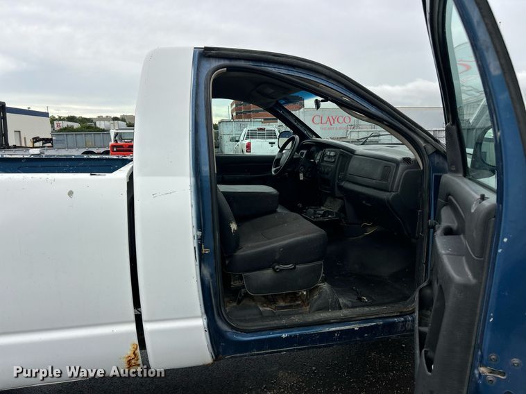 image for item EK8380 2005 Dodge Ram 2500 pickup truck