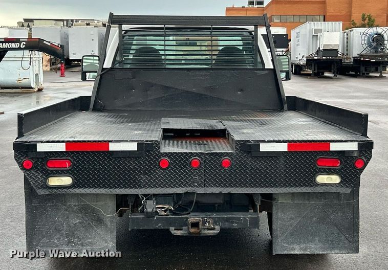 image for item EK8381 2000 Ford F550 Super Duty flatbed truck