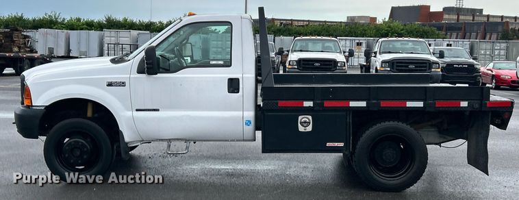 image for item EK8381 2000 Ford F550 Super Duty flatbed truck