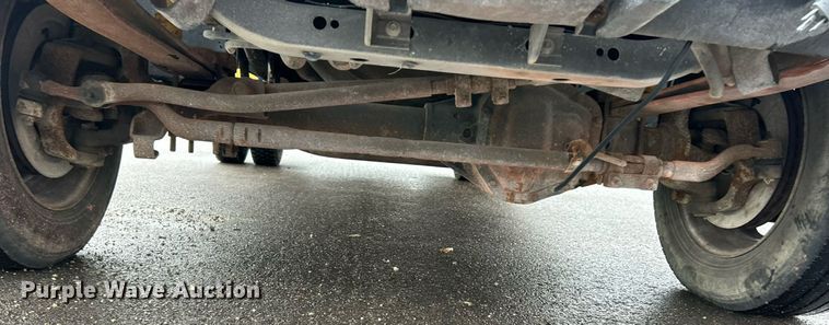 image for item EK8381 2000 Ford F550 Super Duty flatbed truck