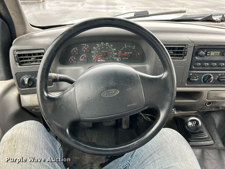 image for item EK8381 2000 Ford F550 Super Duty flatbed truck