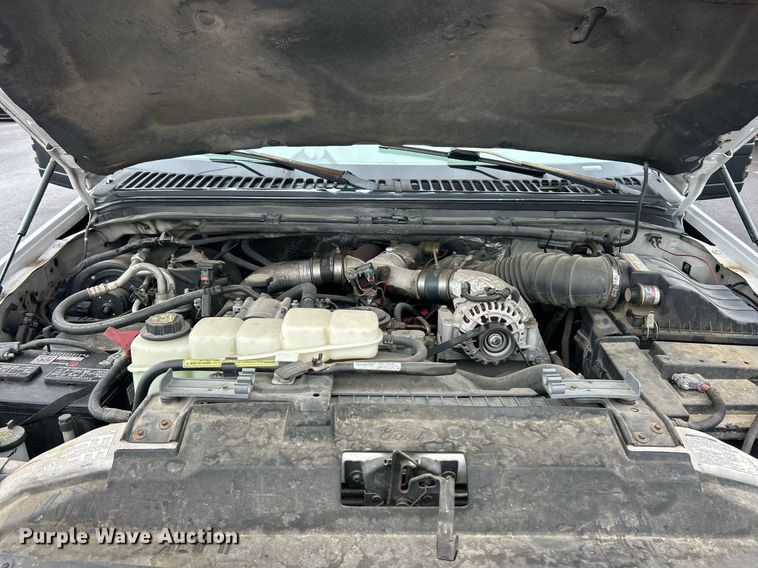 image for item EK8381 2000 Ford F550 Super Duty flatbed truck