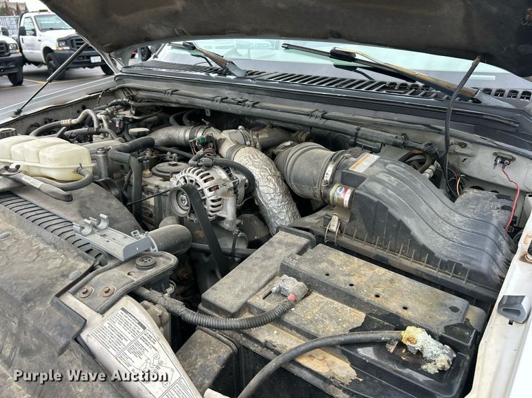 image for item EK8381 2000 Ford F550 Super Duty flatbed truck