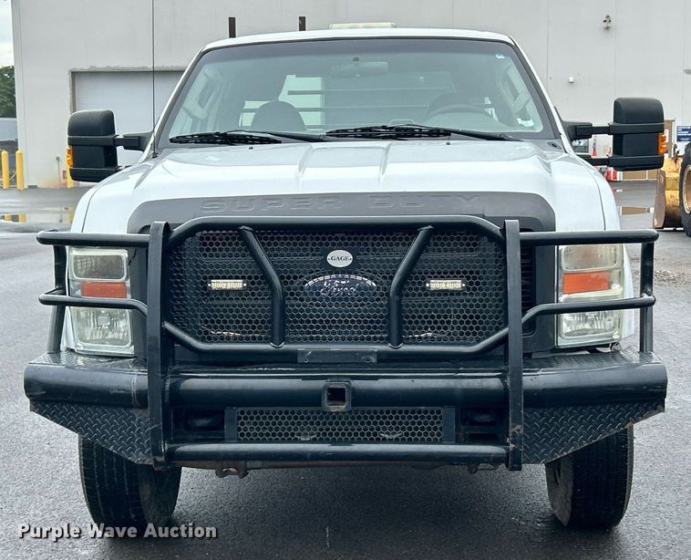 image for item EK8382 2009 Ford F250 Super Duty SuperCab flatbed pickup truck