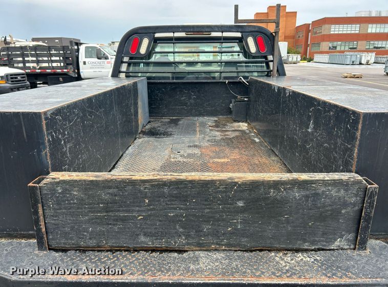 image for item EK8382 2009 Ford F250 Super Duty SuperCab flatbed pickup truck