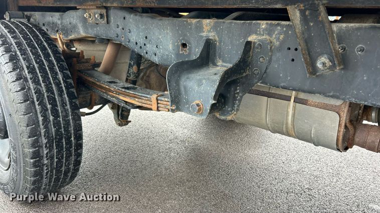 image for item EK8382 2009 Ford F250 Super Duty SuperCab flatbed pickup truck