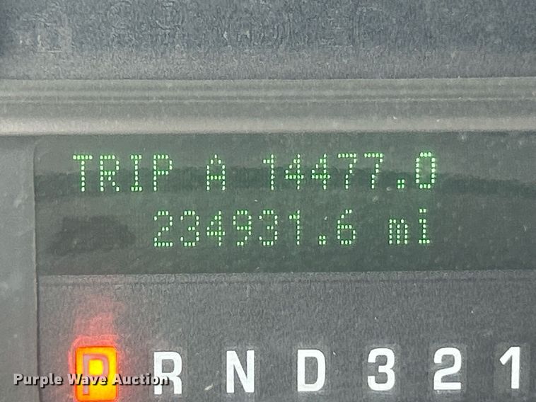 image for item EK8382 2009 Ford F250 Super Duty SuperCab flatbed pickup truck