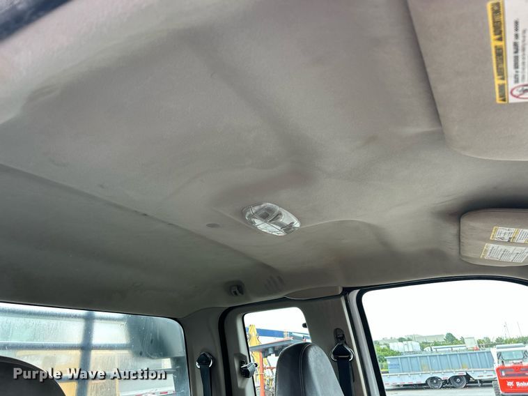 image for item EK8382 2009 Ford F250 Super Duty SuperCab flatbed pickup truck