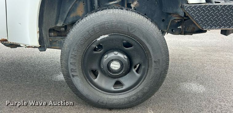 image for item EK8382 2009 Ford F250 Super Duty SuperCab flatbed pickup truck