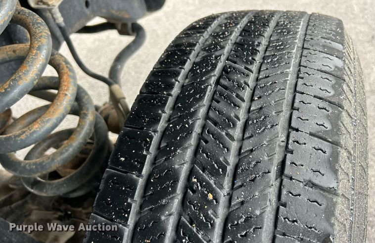 image for item EK8382 2009 Ford F250 Super Duty SuperCab flatbed pickup truck