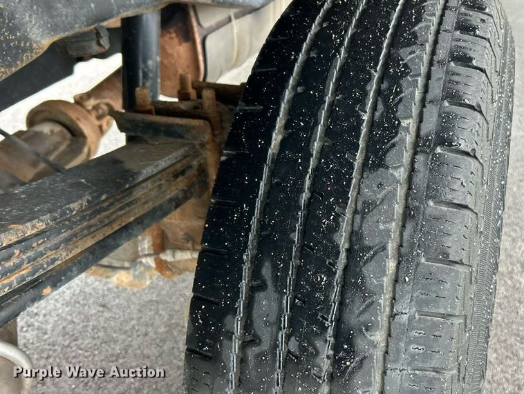 image for item EK8382 2009 Ford F250 Super Duty SuperCab flatbed pickup truck