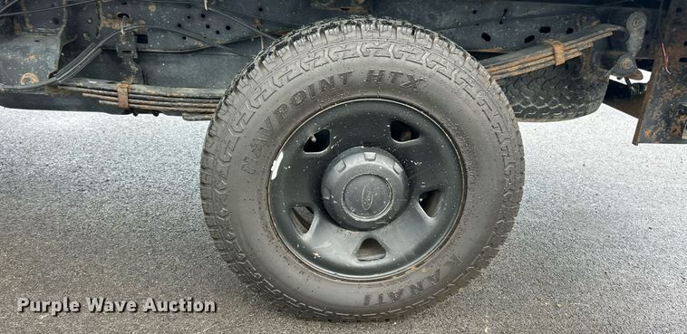 image for item EK8382 2009 Ford F250 Super Duty SuperCab flatbed pickup truck