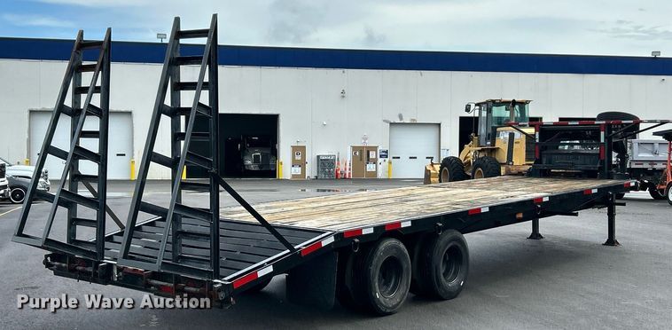 image for item EK8383 1996 L&S Trailers equipment trailer