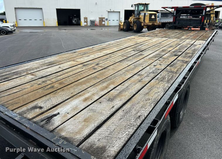 image for item EK8383 1996 L&S Trailers equipment trailer