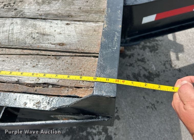 image for item EK8385 2008 Bales equipment trailer