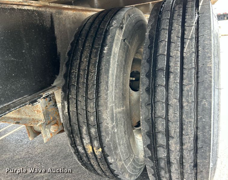 image for item EK8385 2008 Bales equipment trailer