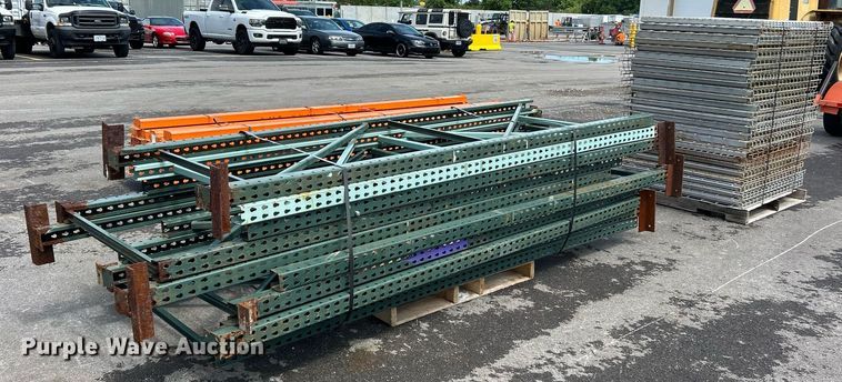 image for item EK8387 Pallet racking