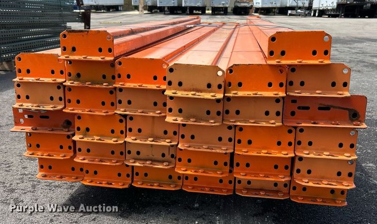 image for item EK8387 Pallet racking