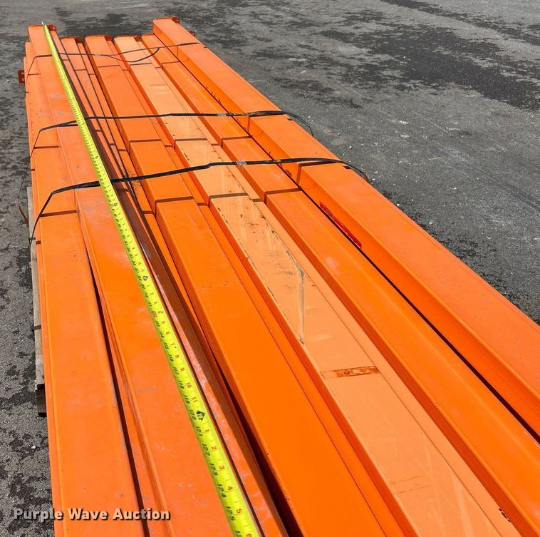 image for item EK8387 Pallet racking