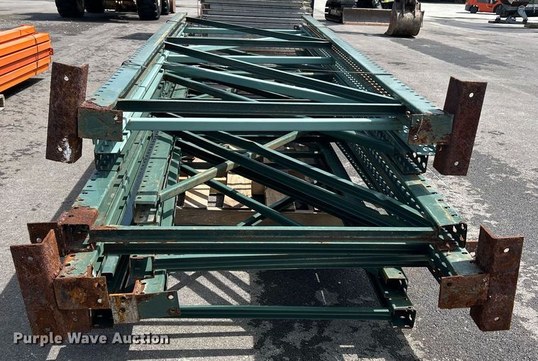 image for item EK8387 Pallet racking