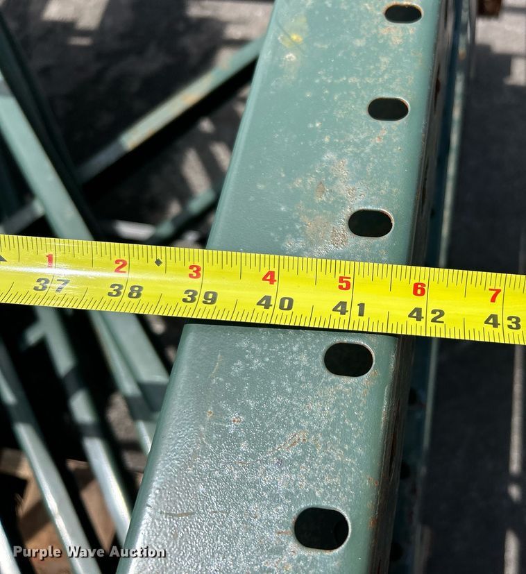 image for item EK8387 Pallet racking