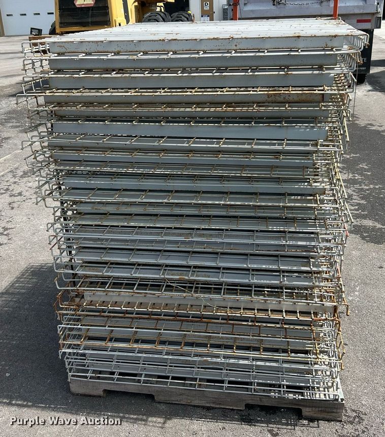 image for item EK8387 Pallet racking