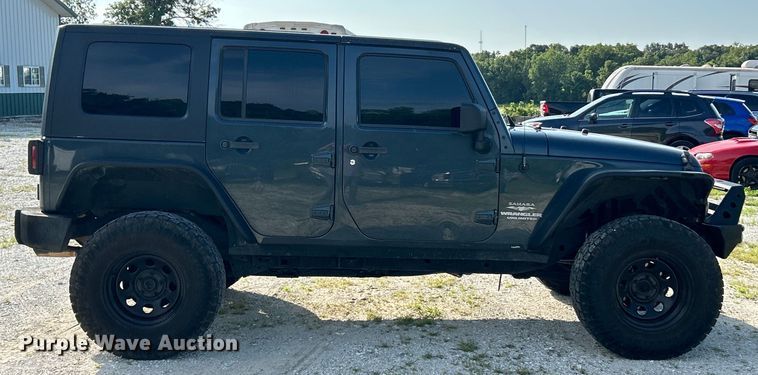 image for item EK8411 2008 Jeep Wrangler Sahara SUV