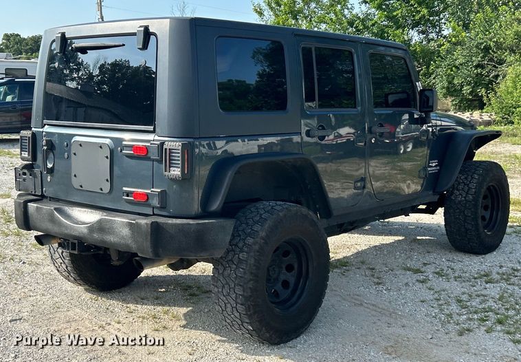 image for item EK8411 2008 Jeep Wrangler Sahara SUV