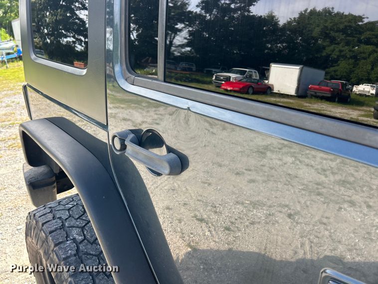 image for item EK8411 2008 Jeep Wrangler Sahara SUV