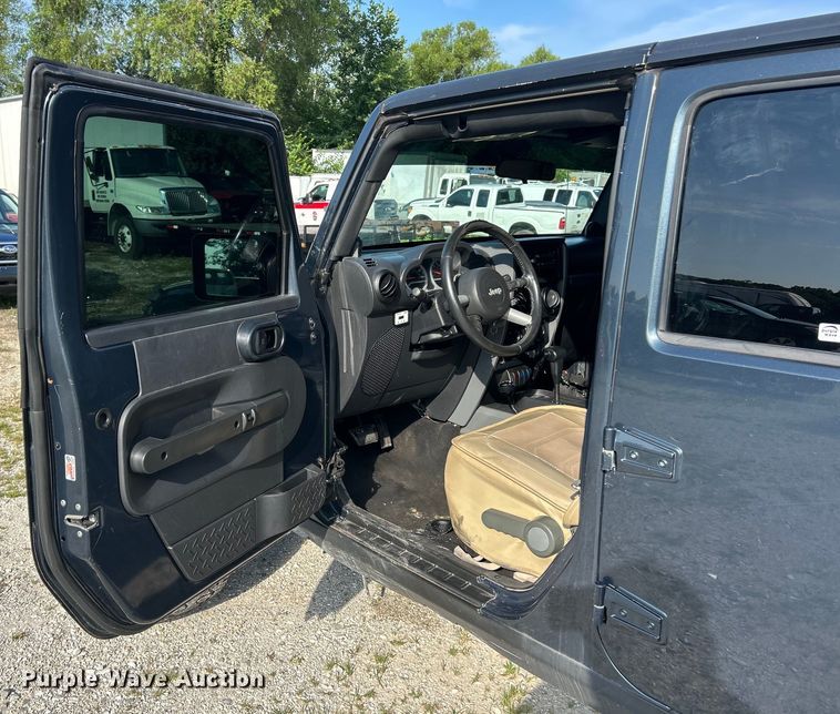 image for item EK8411 2008 Jeep Wrangler Sahara SUV