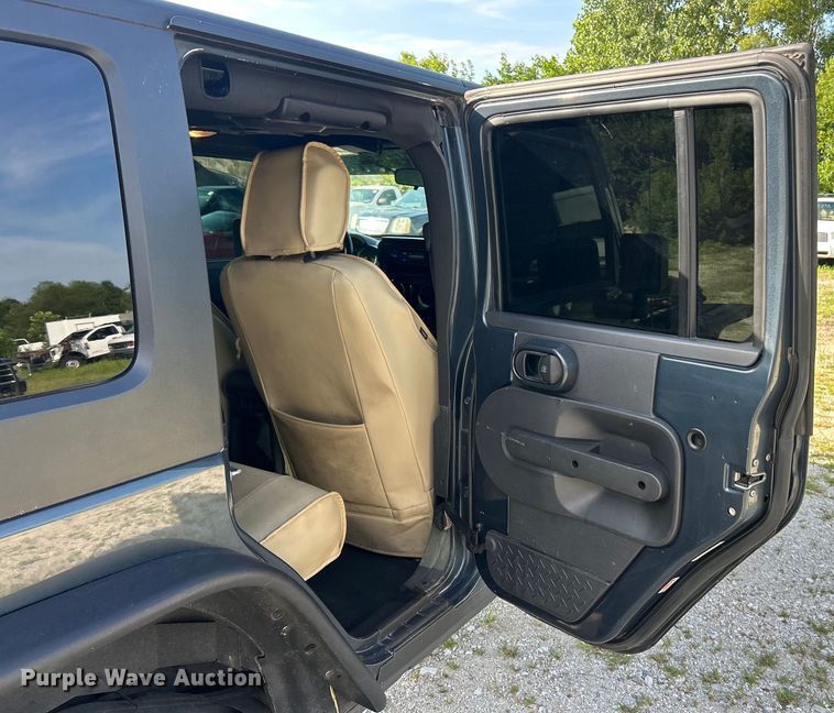 image for item EK8411 2008 Jeep Wrangler Sahara SUV