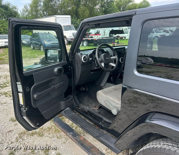 image for item EK8412 2008 Jeep Wrangler Sahara SUV