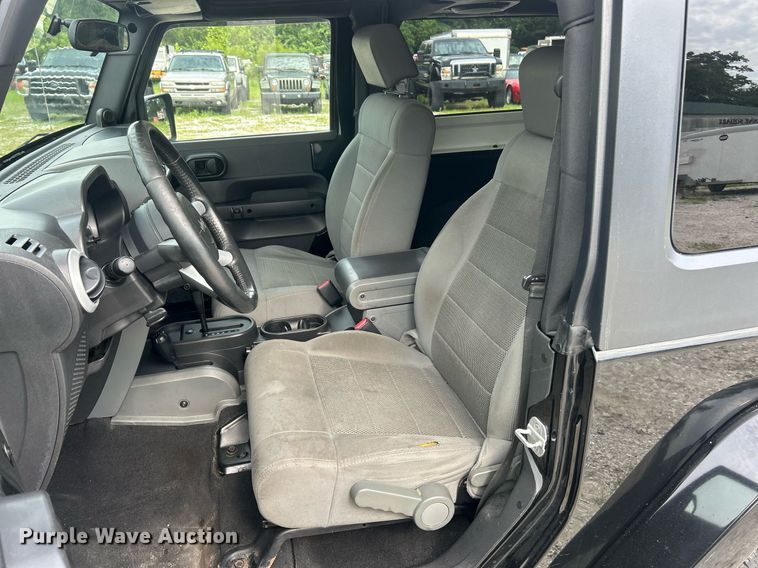 image for item EK8412 2008 Jeep Wrangler Sahara SUV