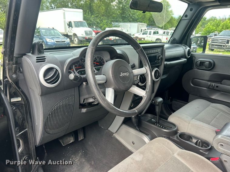 image for item EK8412 2008 Jeep Wrangler Sahara SUV