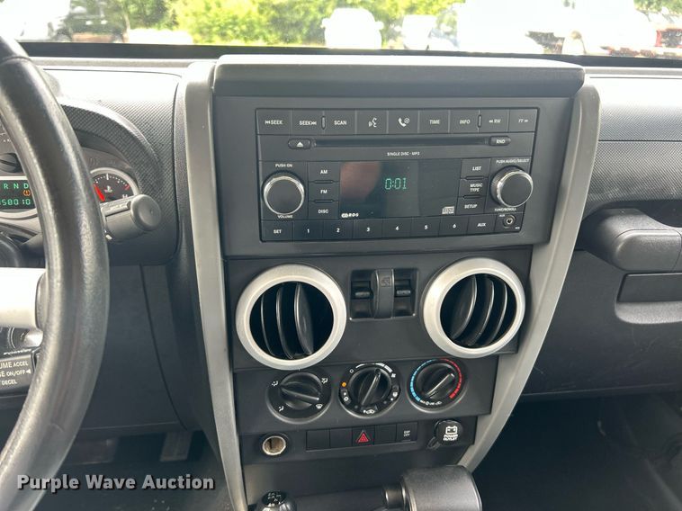 image for item EK8412 2008 Jeep Wrangler Sahara SUV