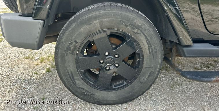 image for item EK8412 2008 Jeep Wrangler Sahara SUV